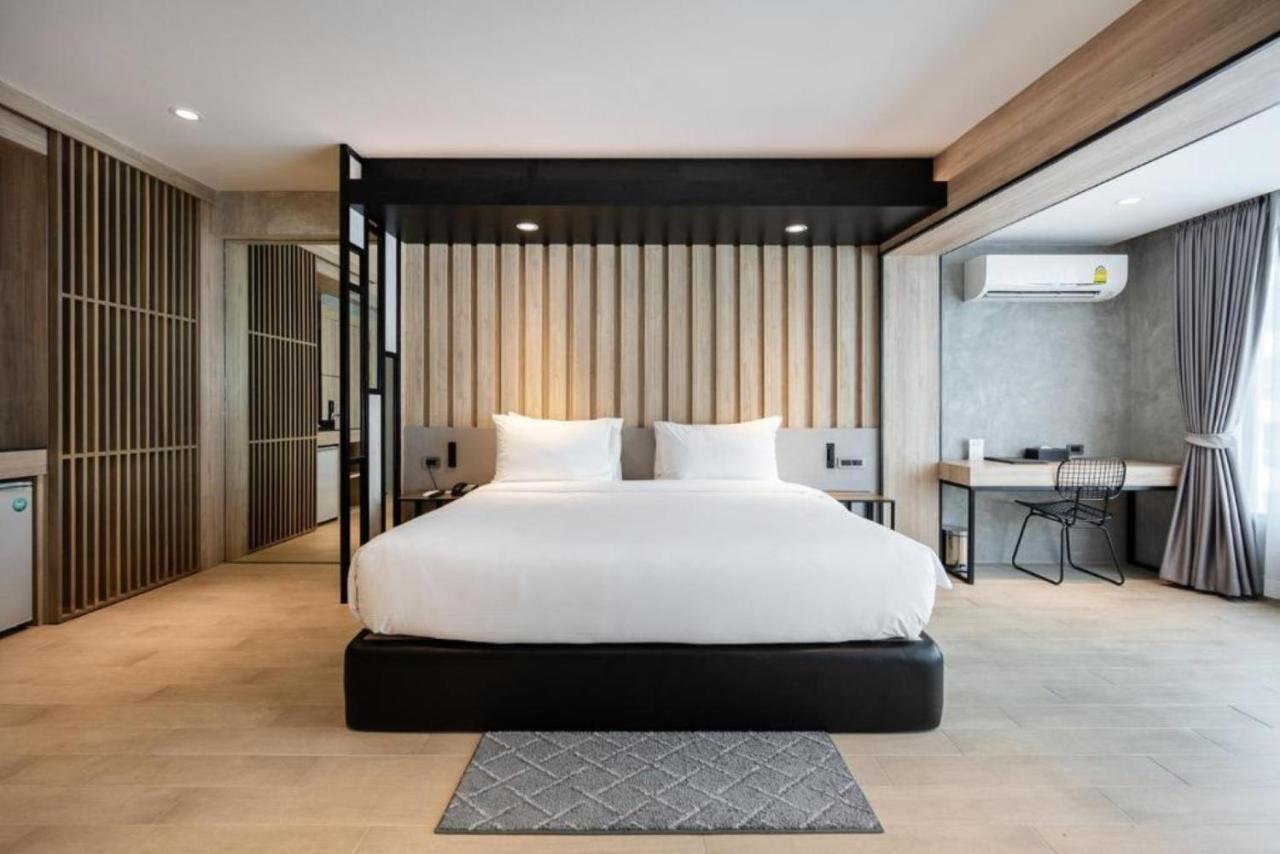 Loft Bangkok Hotel Buitenkant foto